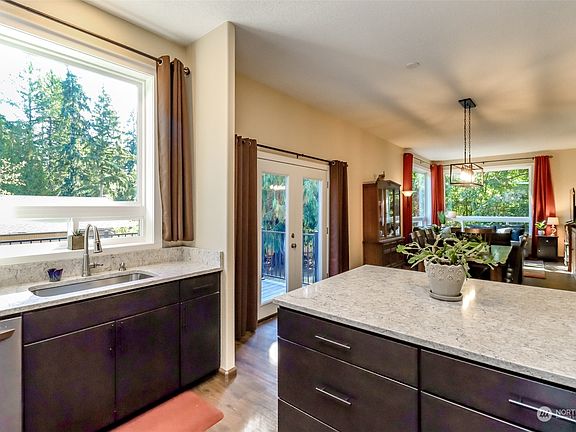 4th image of 13623 140th Avenue NW