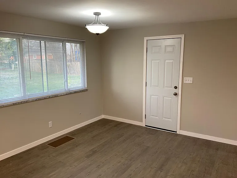 3455 S Dakar Dr — Photo 7