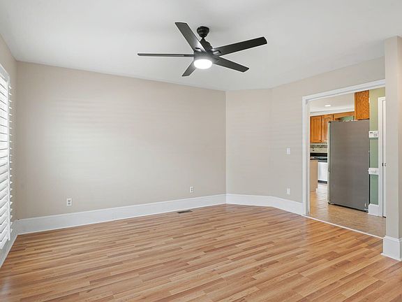 5th image of 7000 Scarlett Ln