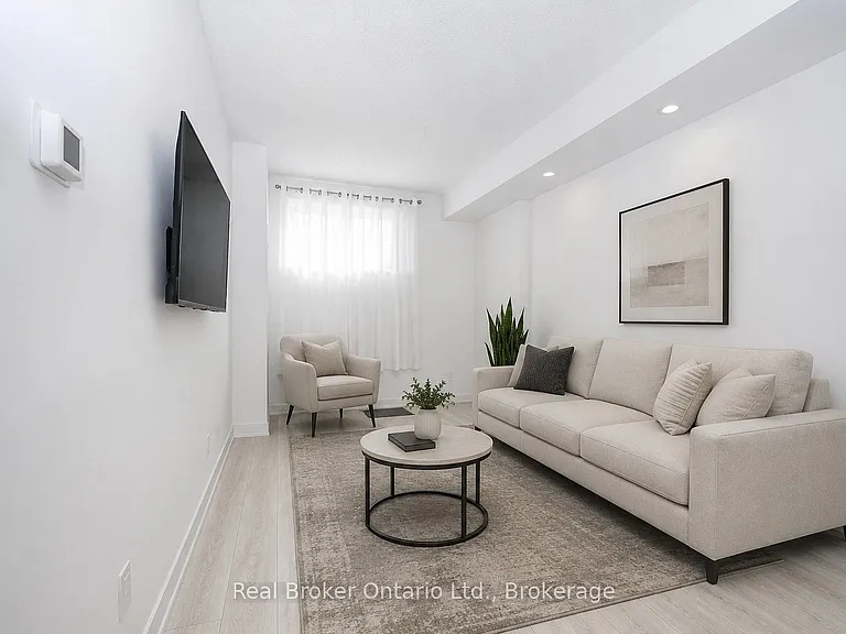 1135 Cooke Blvd #109 — Photo 9