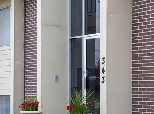 78th Place, Omaha, NE 68114