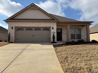 170 Rosemary Ayers Dr, Madison, AL 35756