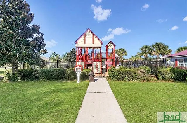 46 Bushwood Dr — Photo 26