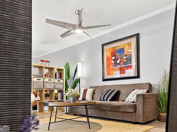 5th image of 375 Ralph McGill Blvd NE APT 604