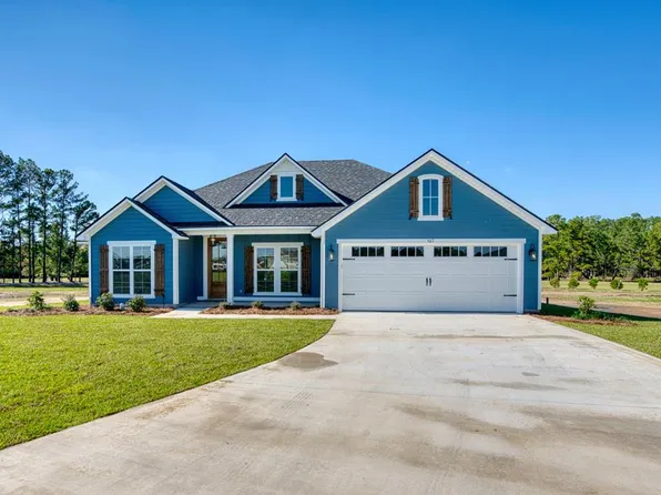 307 Barry Field Cir, Hahira, GA 31632