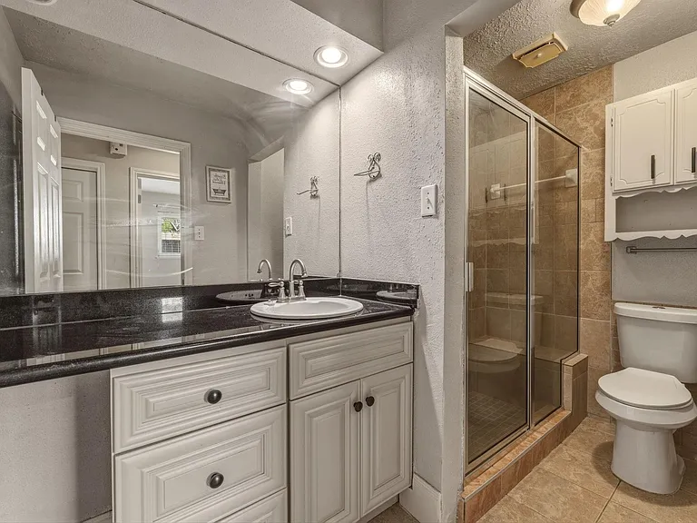5211 Court Rd — Photo 19