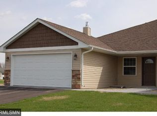 38241 Ewing Ct, North Branch, MN 55056