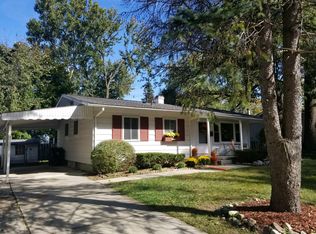2256 N Circle Dr, Ann Arbor, MI