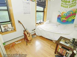 217 E Broadway #1, New York, NY 10002