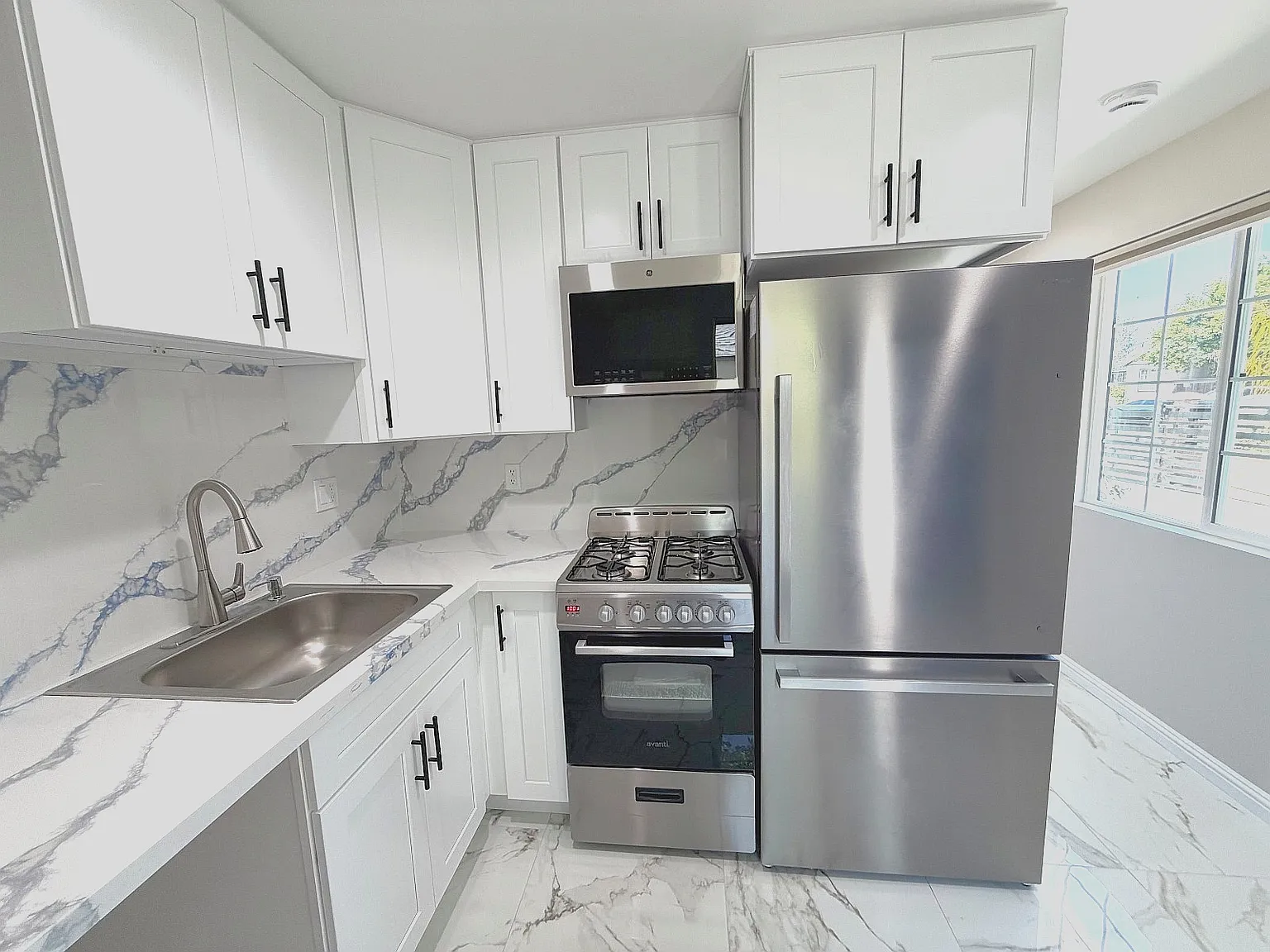 1 bed, $1,800 — Photo 4