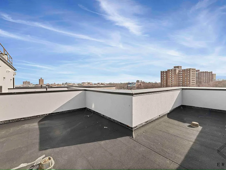 1541 Dean St #306 — Photo 14