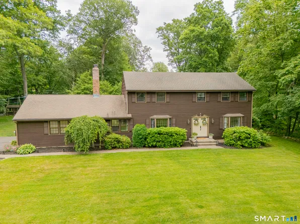 260 Pilgrim Lane, Stratford, CT 06614
