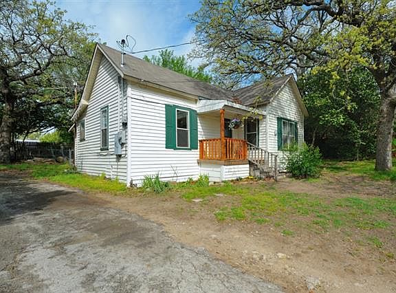 3rd image of 610 Sloan St