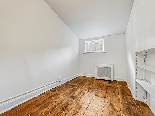 Rented by R New York | media 21