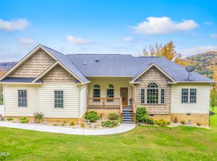 3578 Blue Springs Rd, Strawberry Plains, TN 37871