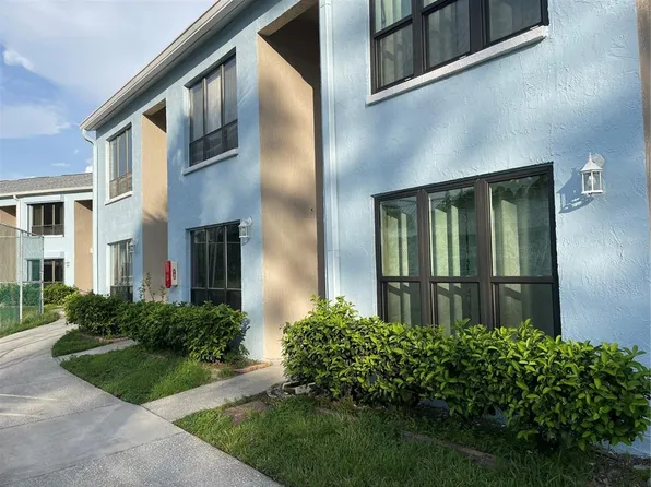 1735 Cupecoy Cir #L2, Lutz, FL 33558