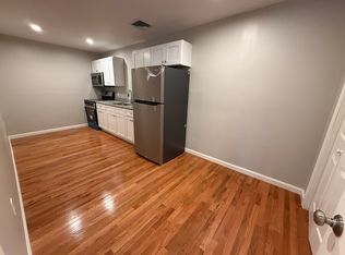 757 Wrights Crossing Rd, Pomfret Center, CT 06259