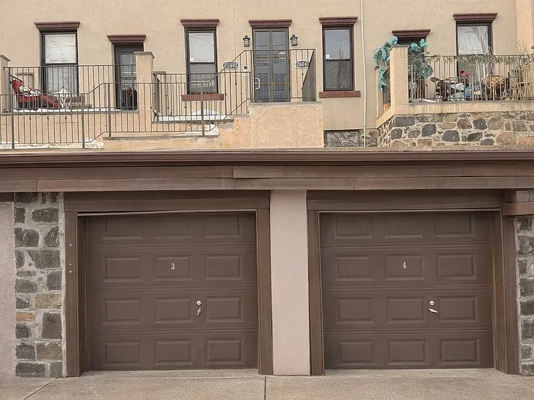 262 Undercliff Ave #1 — Photo 17