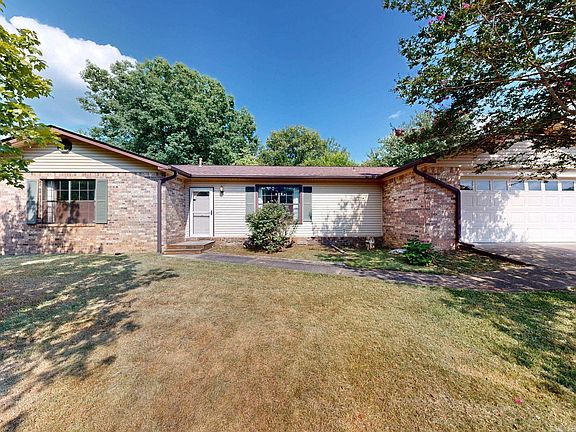 2nd image of 106 Torrey Ct