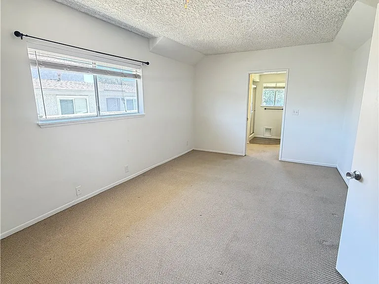 18131 S 3rd St — Photo 32