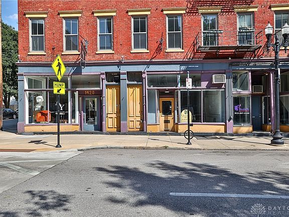 3rd image of 1420 Main St Unit 3-E