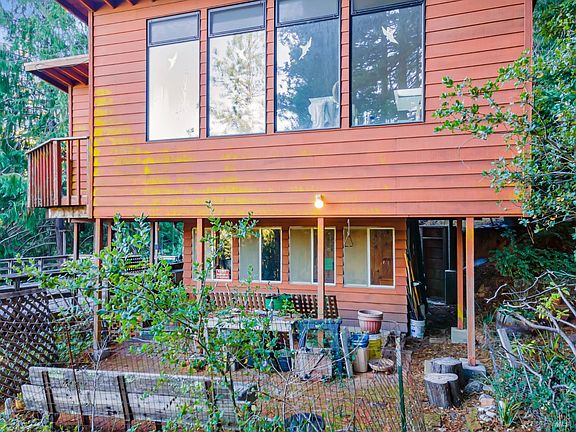 3rd image of 205 Ralston Avenue