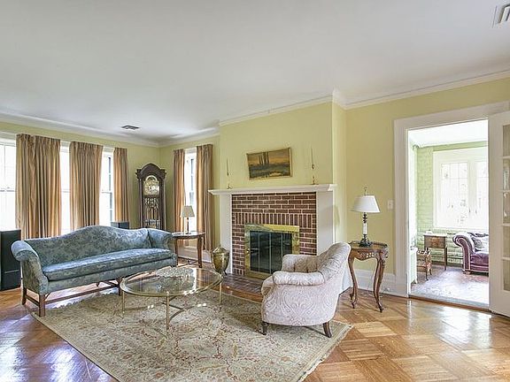 4th image of 11 Markwood Pl