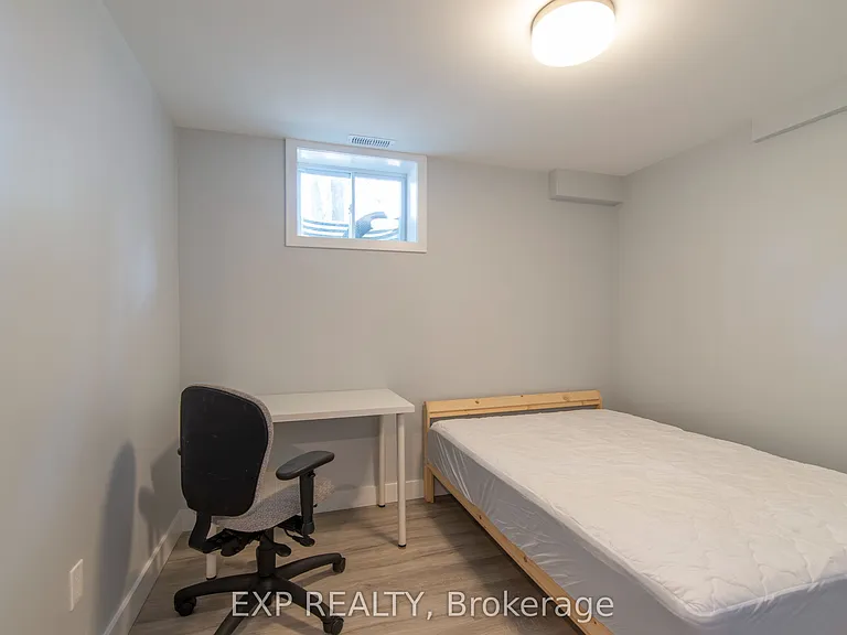 1057 Falaise Rd — Photo 9