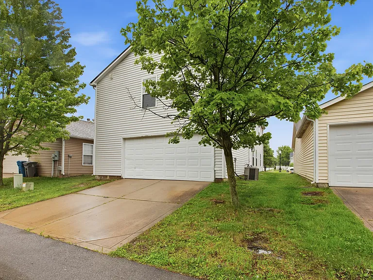 12192 Maize Dr — Photo 44