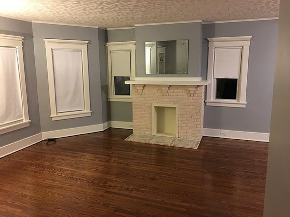 3rd image of 714 W 21st St Floor 1
