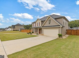 796 Pinnacle Dr, Winder, GA 30680