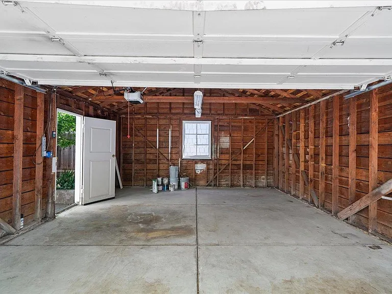 991 Lincoln Ave — Photo 15