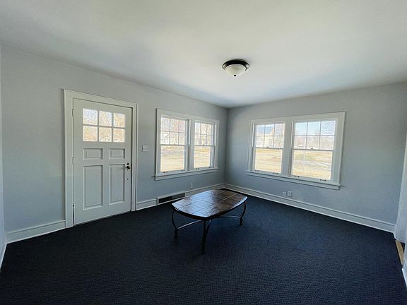 4th image of 548 Hennepin St