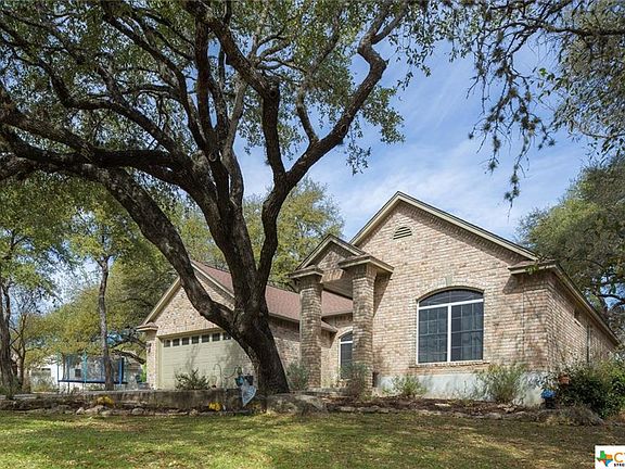3rd image of 37 Brookhollow Dr