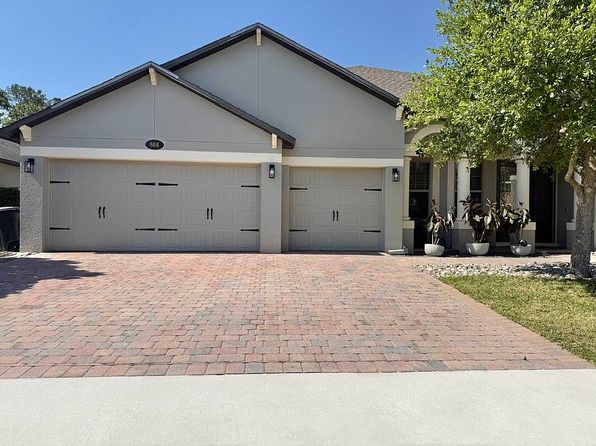 684 Stone Oak Dr