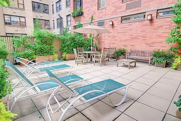 Sold by Level Group | media 7