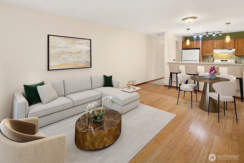 4th image of 5844 NE 75th Street #A102