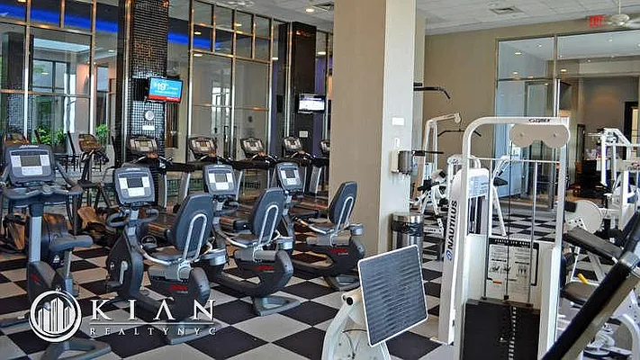 Rented by Kian Realty | media 12