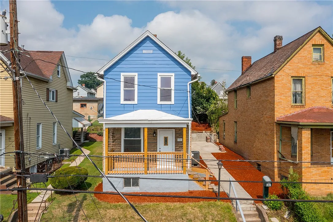 85 Watkins Ave photo 1