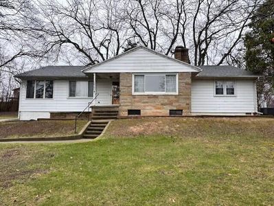 523 S Meridian Rd, Hudson, MI, 49247
