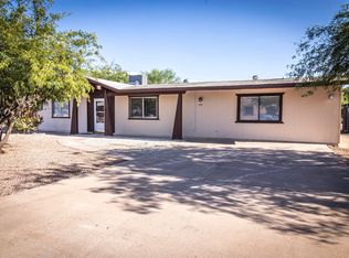 521 E Montebello Ave, Apache Junction, AZ 85119