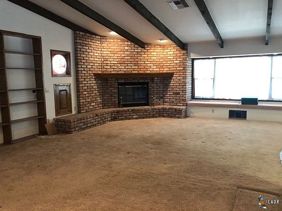 5th image of 2019 Fairway Dr