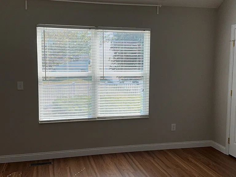 5957 Blaverly Dr — Photo 5