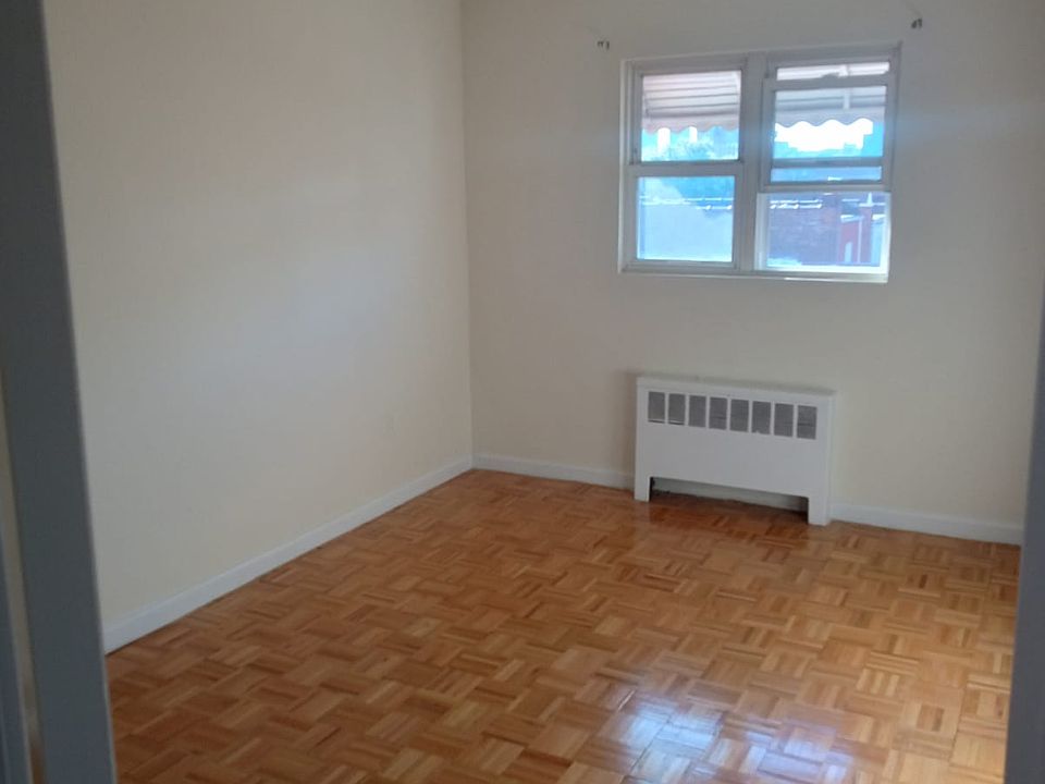 1st image of 3836 Bronxwood Ave Floor 2