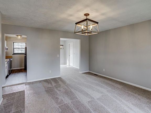 3rd image of 1751 Dalehaven Dr