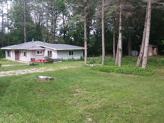 2nd image of 161 Bambi Ct