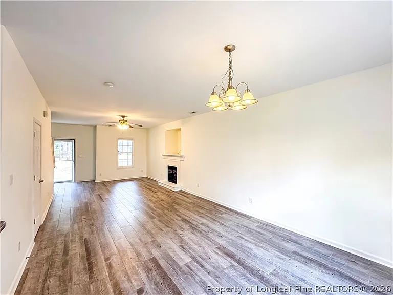 758 Blue Bird Dr — Photo 4