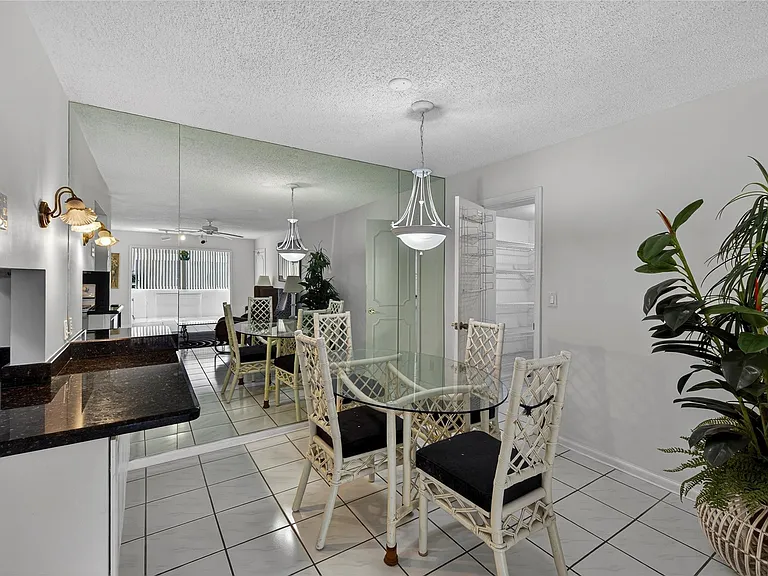 6253 Bay Club Dr #1 — Photo 19