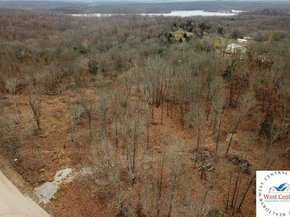 31808 Golden Acres Rd, Lincoln, MO 65338