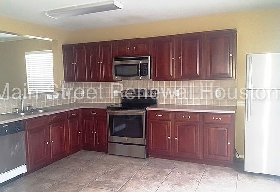 5th image of 8127 Chancewood Ln